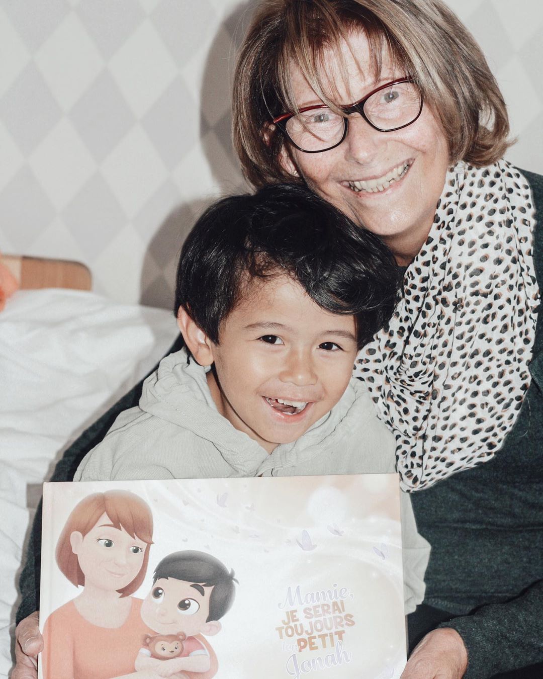 Idée cadeau de Noël unique pour les grandsparents Hourra Heros