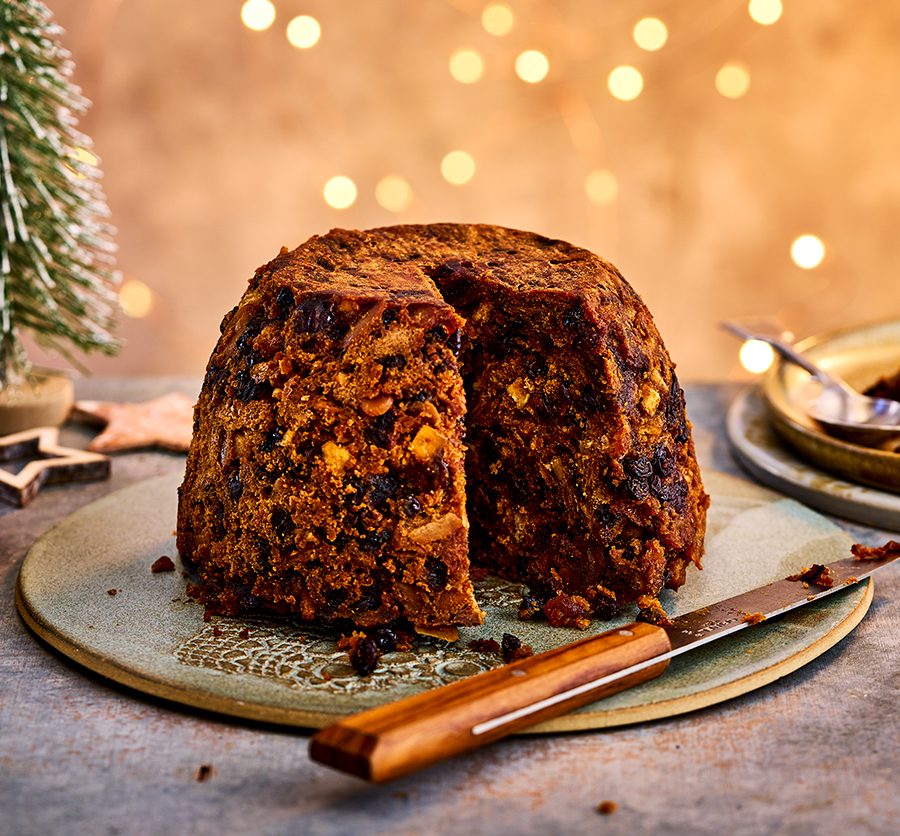 Un pudding anglais, une tradition de Noël insolite par Hourra Héros.